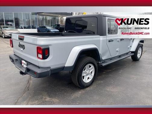 2023 Jeep Gladiator Sport S