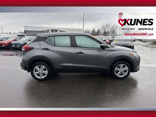 2024 Nissan Kicks S