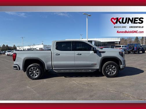 2024 GMC Sierra 1500 AT4