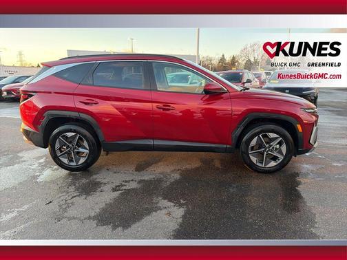 2025 Hyundai TUCSON SEL