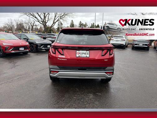 2025 Hyundai TUCSON SEL