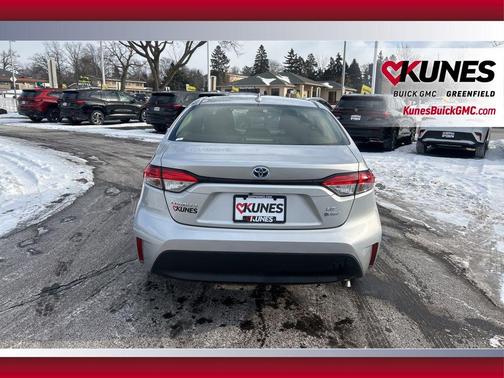 2025 Toyota Corolla Hybrid XLE