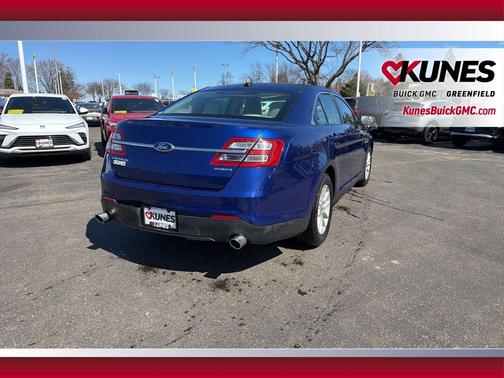 Deep Impact Blue 2013 Ford Taurus SE