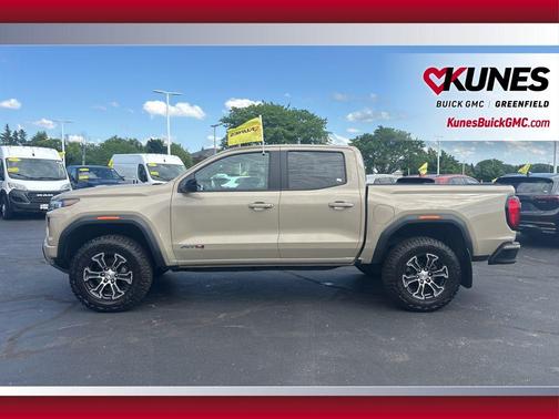 2023 GMC Canyon Base