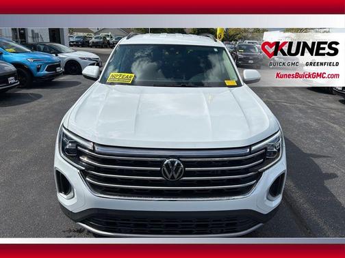 2024 Volkswagen Atlas 2.0T SE w/Technology 4MOTION