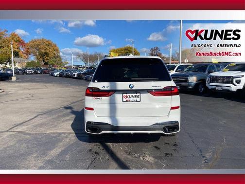 2021 BMW X7 xDrive40i