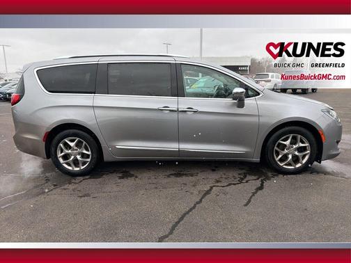 2017 Chrysler Pacifica Limited