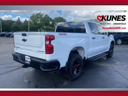2023 Chevrolet Silverado 1500 Custom Trail Boss