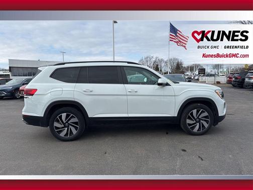2024 Volkswagen Atlas 2.0T SE w/Technology