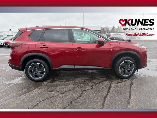 2025 Nissan Rogue SV