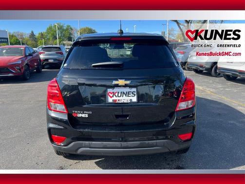 Black Metallic 2019 Chevrolet Trax LS