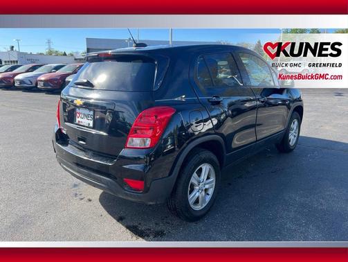 Black Metallic 2019 Chevrolet Trax LS