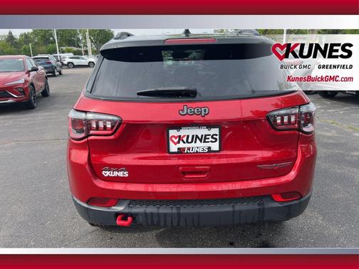 Red Hot Pearlcoat 2025 Jeep Compass Trailhawk