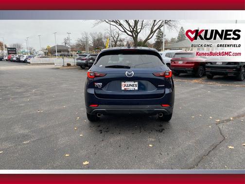 2022 Mazda CX-5 2.5 S Preferred Package