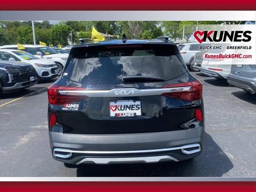 2022 Kia Seltos S