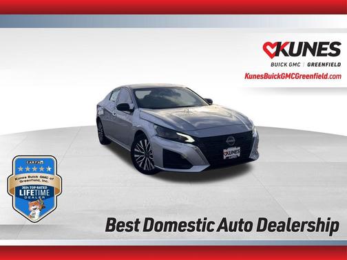 Brilliant Silver Metallic 2024 Nissan Altima 2.5 SV