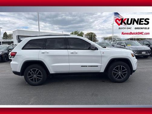 Bright White Clearcoat 2017 Jeep Grand Cherokee Trailhawk