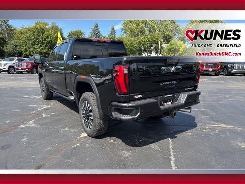 2025 GMC Sierra 3500 Denali