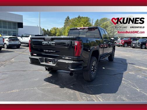 2025 GMC Sierra 3500 Denali