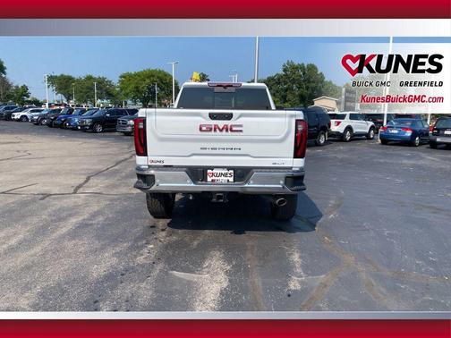 2025 GMC Sierra 3500 SLT