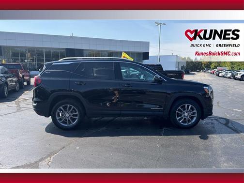 2023 GMC Terrain SLT