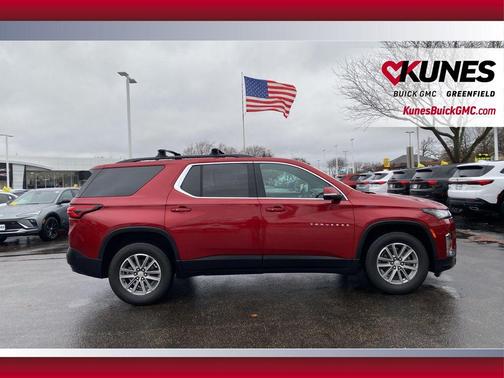2023 Chevrolet Traverse LT Cloth
