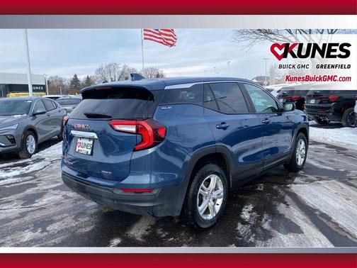 2024 GMC Terrain SLE