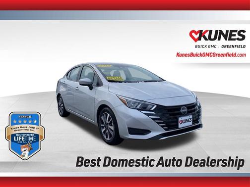 2023 Nissan Versa 1.6 SV