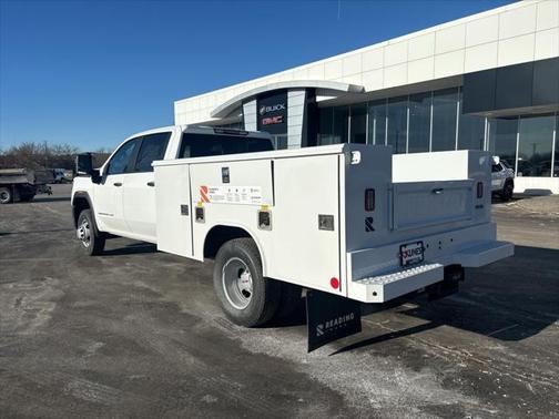 2025 GMC Sierra 3500 Base