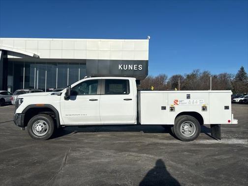2025 GMC Sierra 3500 Base