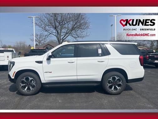 2025 GMC Yukon 4WD AT4