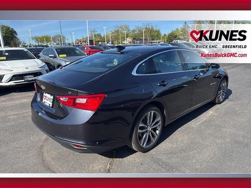 Dark Ash Metallic 2023 Chevrolet Malibu FWD 1LT