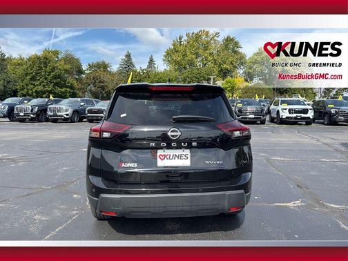 2024 Nissan Rogue SV