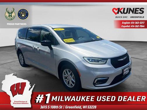 Silver Mist 2024 Chrysler Pacifica Touring L
