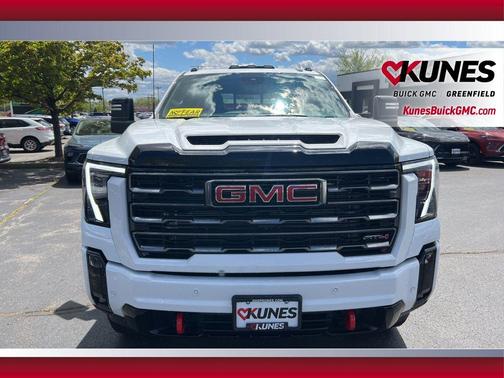 Summit White 2026 GMC Sierra 3500 AT4