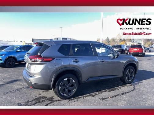 2024 Nissan Rogue SV