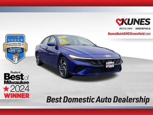 2025 Hyundai ELANTRA SEL