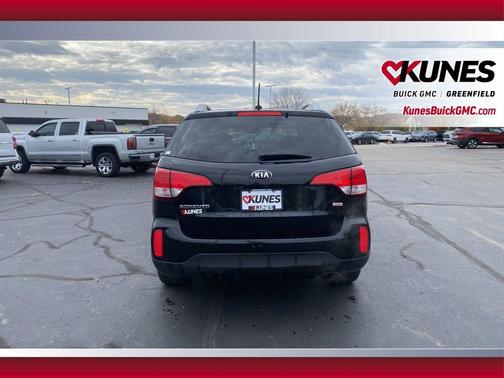 2015 Kia Sorento LX