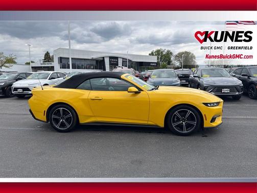 Yellow Splash Metallic Tri-coat 2024 Ford Mustang EcoBoost Premium