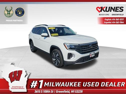 Pure White 2025 Volkswagen Atlas 2.0T SE w/Technology 4MOTION