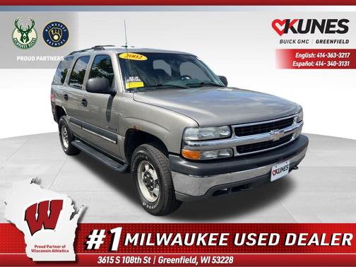 Light Pewter Metallic 2002 Chevrolet Tahoe LS