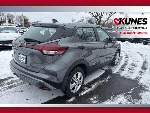 2024 Nissan Kicks S