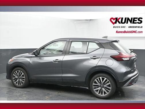 2021 Nissan Kicks SV
