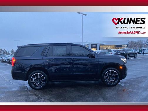 2022 Chevrolet Tahoe 4WD RST