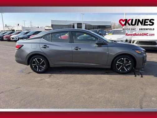 Gun Metallic 2024 Nissan Sentra SV