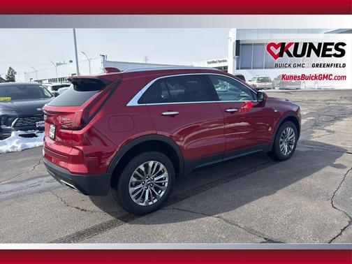 2024 Cadillac XT4 Premium Luxury