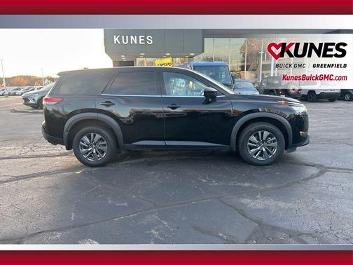 2024 Nissan Pathfinder S 4WD