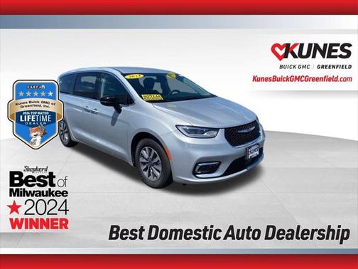 2024 Chrysler Pacifica Hybrid Select