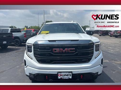 2024 GMC Sierra 1500 AT4
