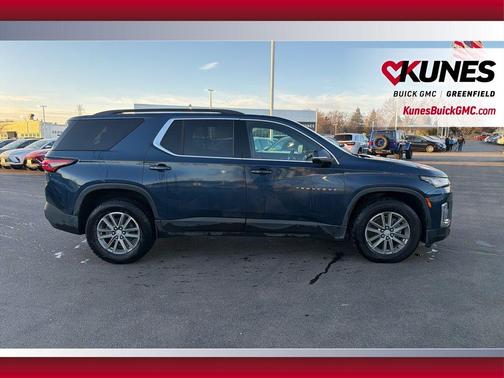 2023 Chevrolet Traverse LT Cloth